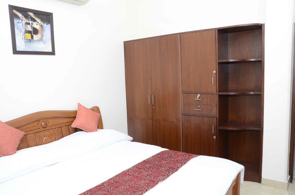 Namaste Apartments ניו דלהי חדר תמונה